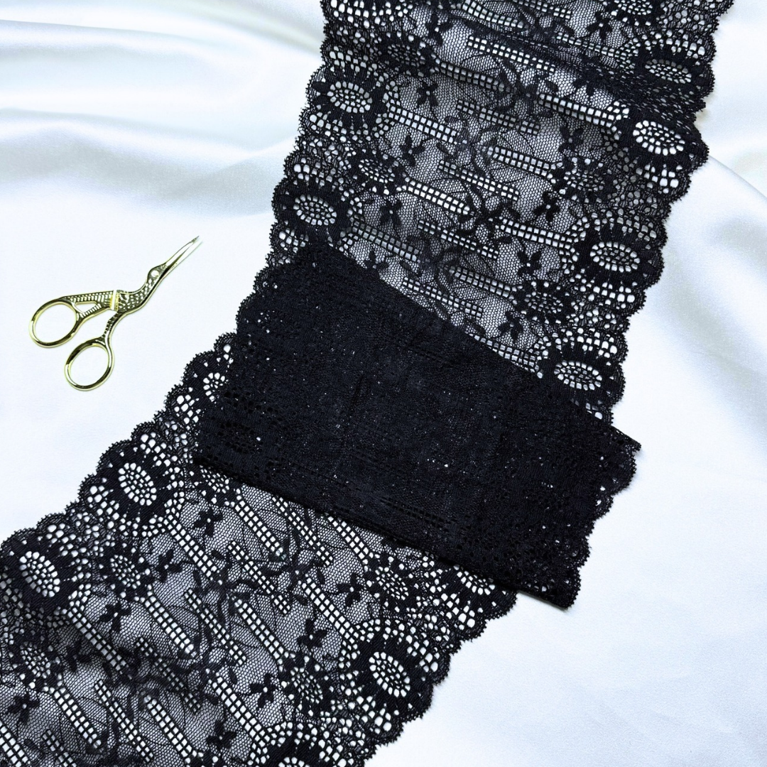 Black Sunflower Lace (Stretch) – 1 m piece