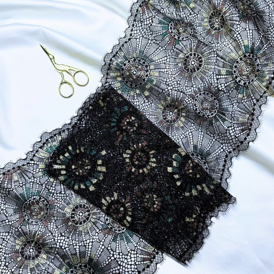 Midnight Sunburst Lace (Stretch) – 1 m piece