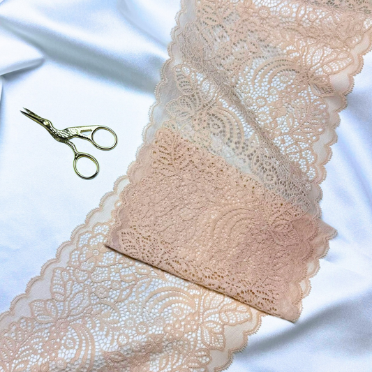 Nude Garden Lace (Stretch) – 2.5 m piece