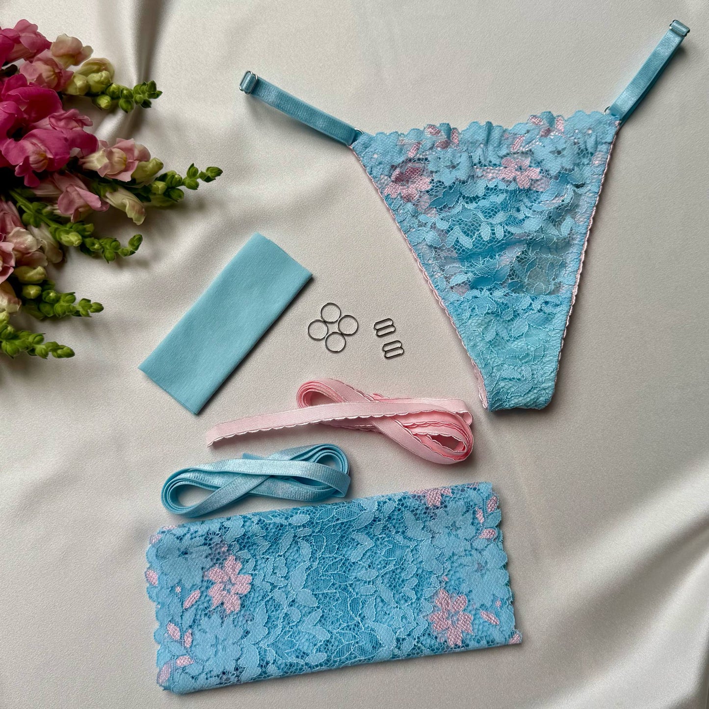 Blush Sky – Cindy Thong DIY Kit (Style 2) 💙🌸